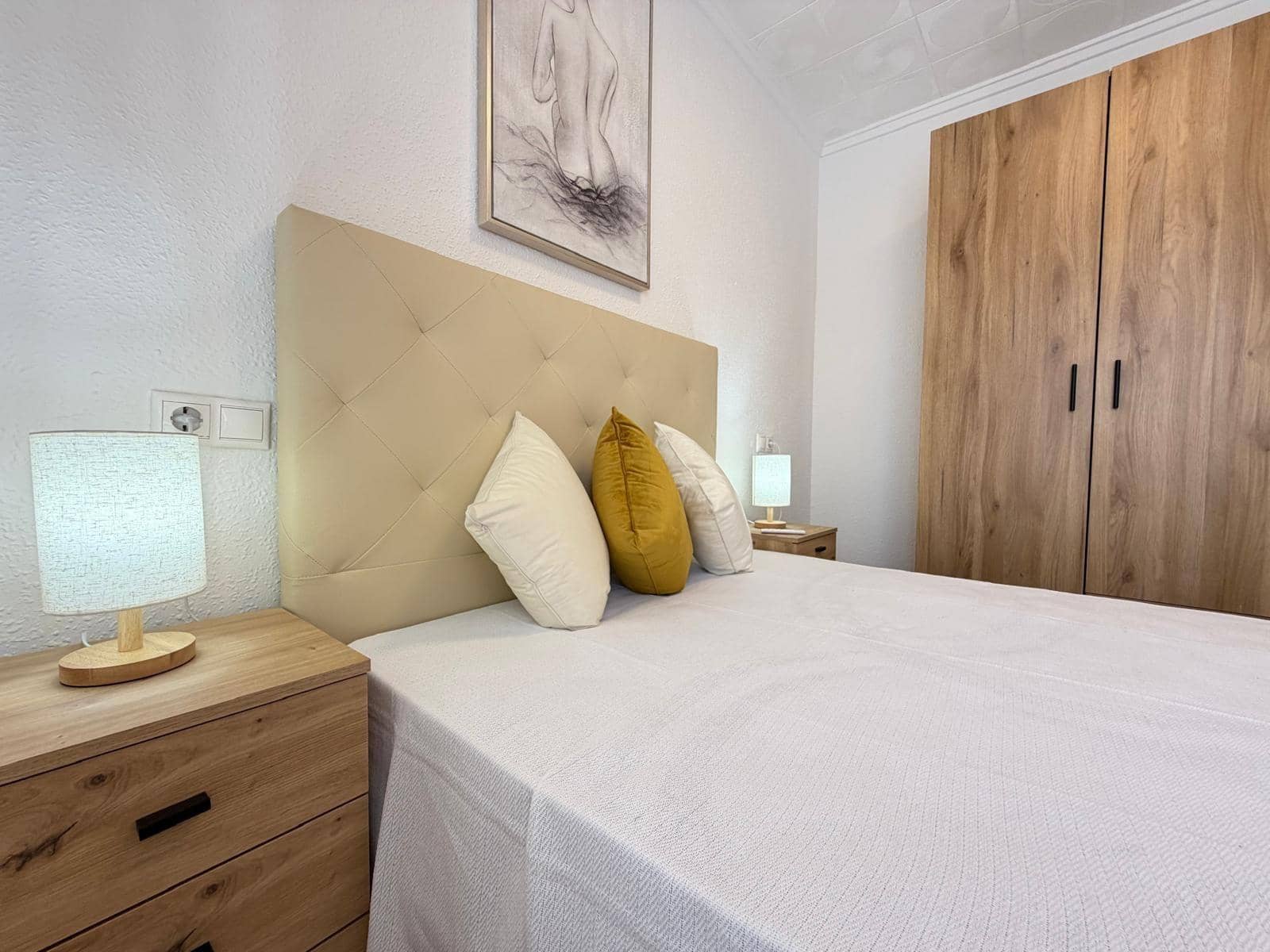 Bungalow de 2 habitaciones en Torrevieja en venta - 115.000 € (Ref: 9916233)