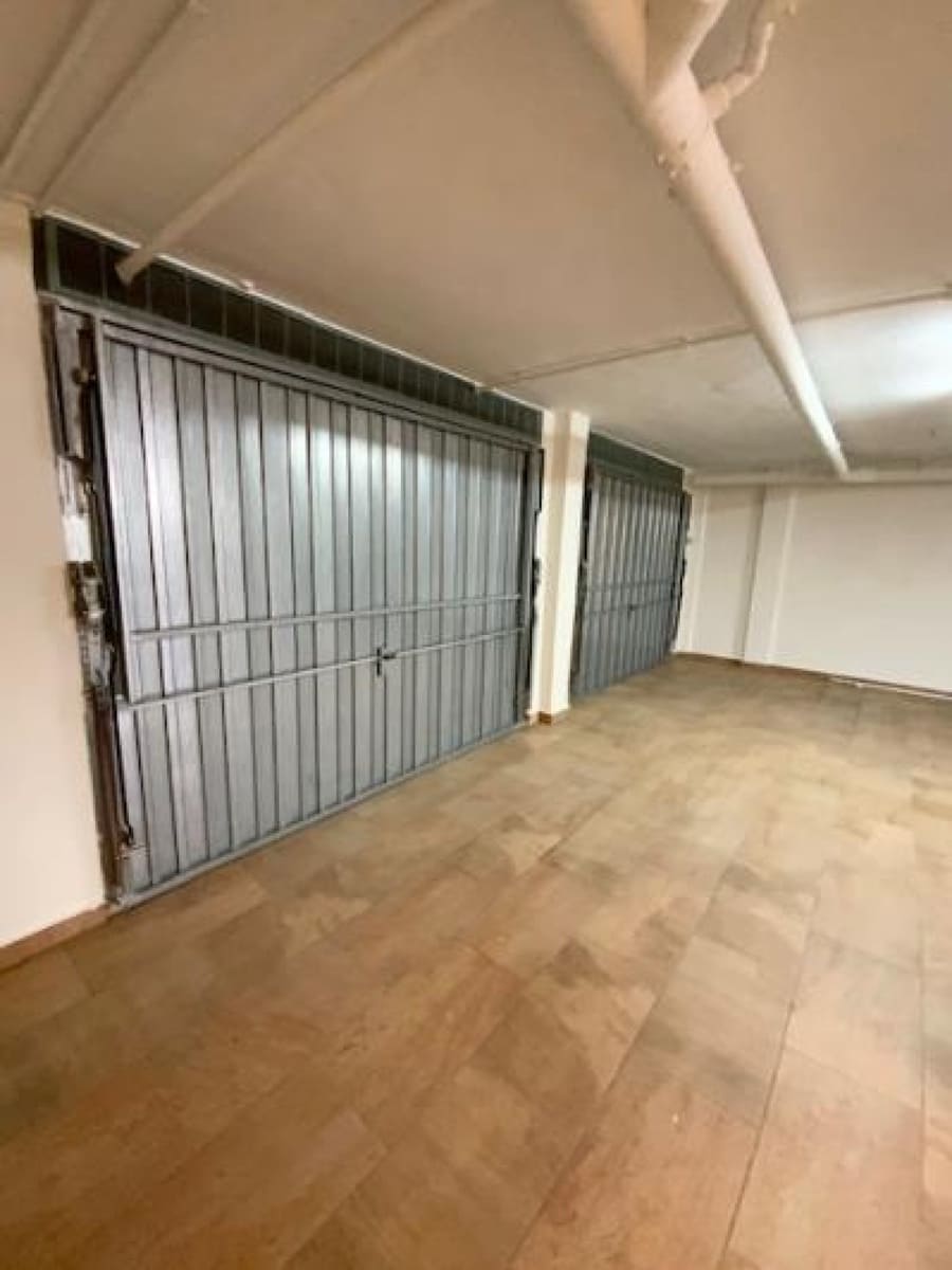 4 slaapkamer Villa te koop in Roldan met zwembad garage - € 210.000 (Ref: 9916235)