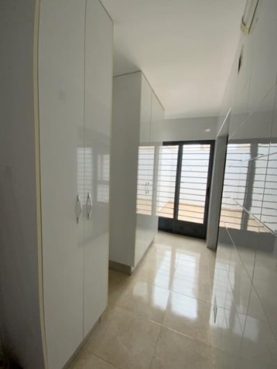 4 slaapkamer Villa te koop in Roldan met zwembad garage - € 210.000 (Ref: 9916235)