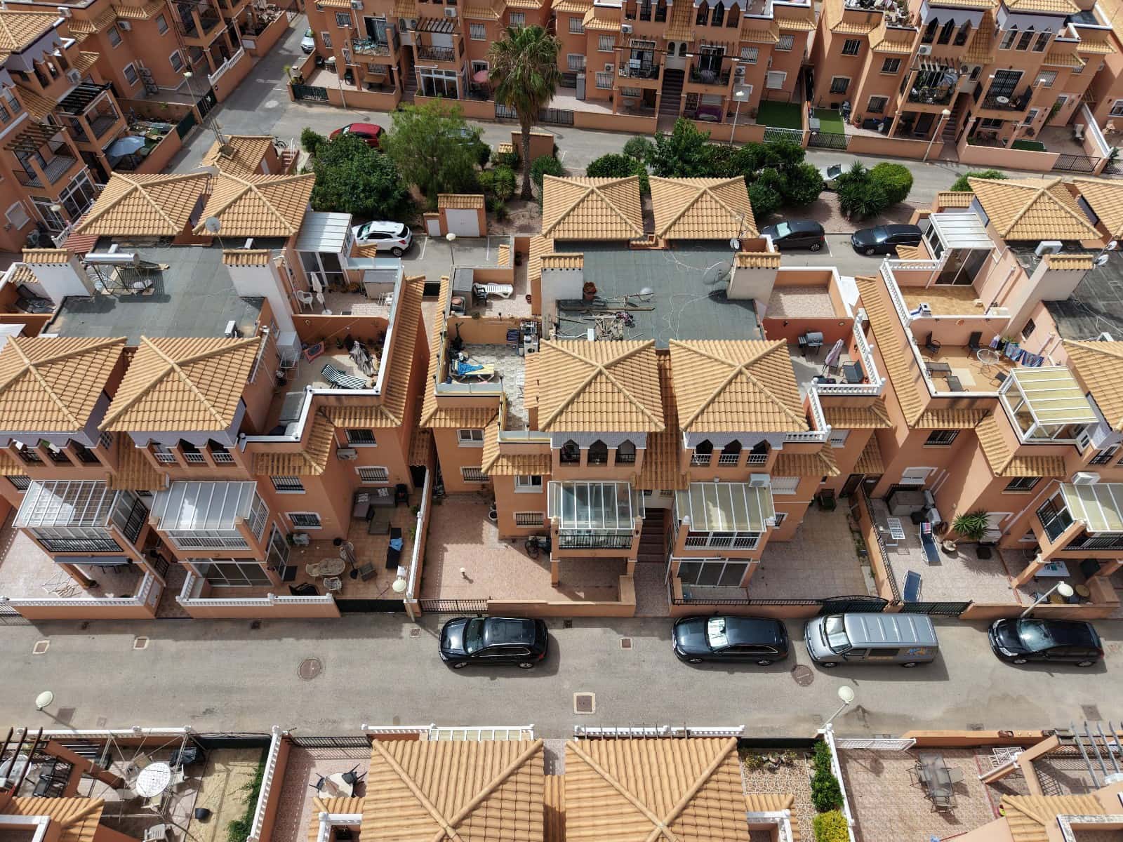 2 soveværelse Lejlighed til salg i Orihuela Costa med swimmingpool garage - € 169.900 (Ref: 9916238)
