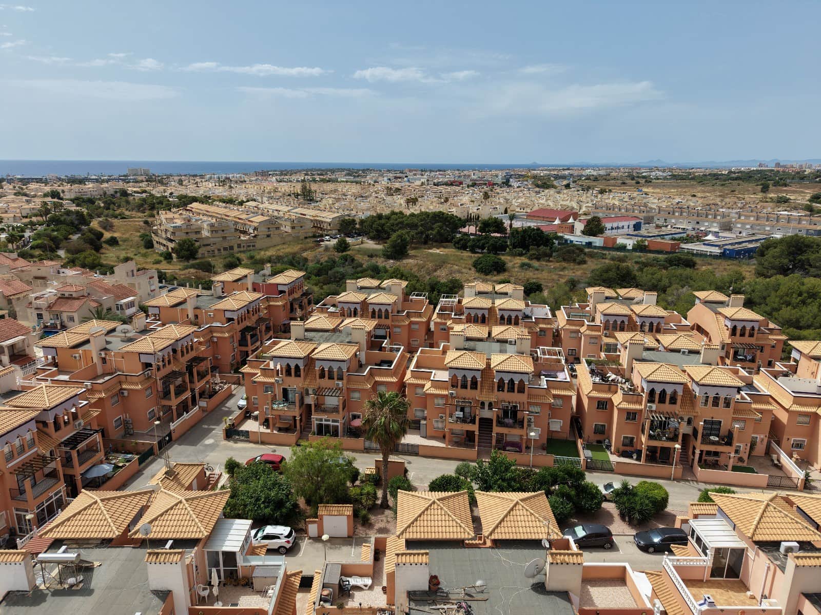 2 soveværelse Lejlighed til salg i Orihuela Costa med swimmingpool garage - € 169.900 (Ref: 9916238)