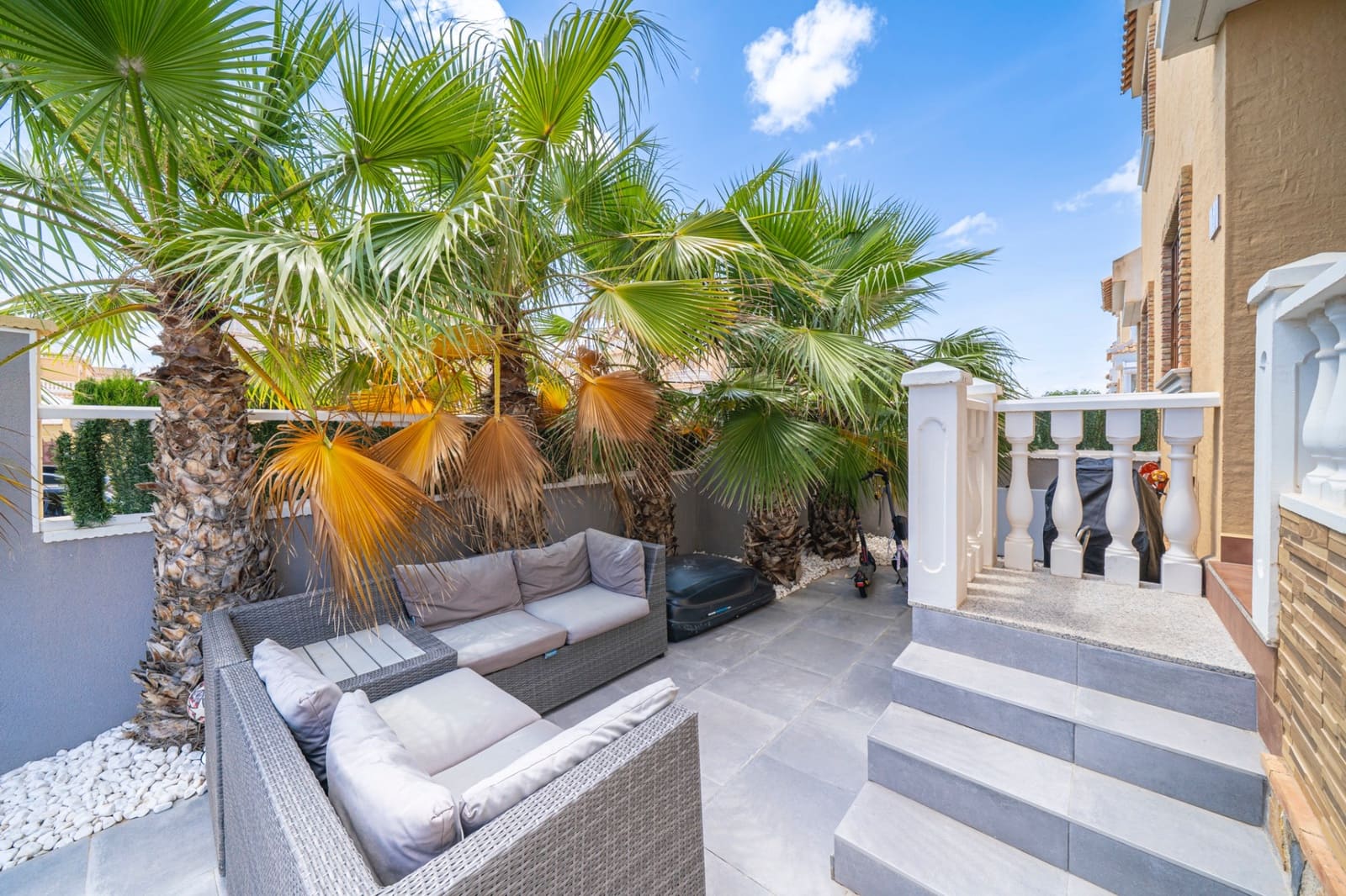 3 soveværelse Villa til salg i Ciudad Quesada med swimmingpool - € 289.000 (Ref: 9922983)