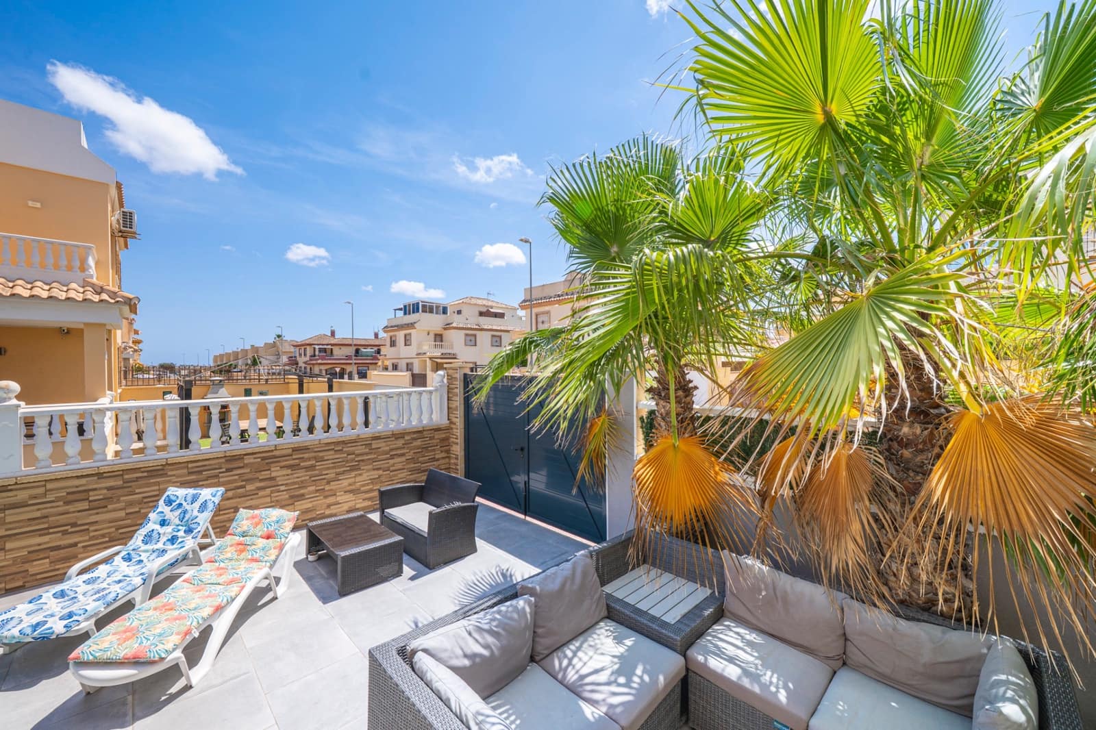 3 soveværelse Villa til salg i Ciudad Quesada med swimmingpool - € 289.000 (Ref: 9922983)