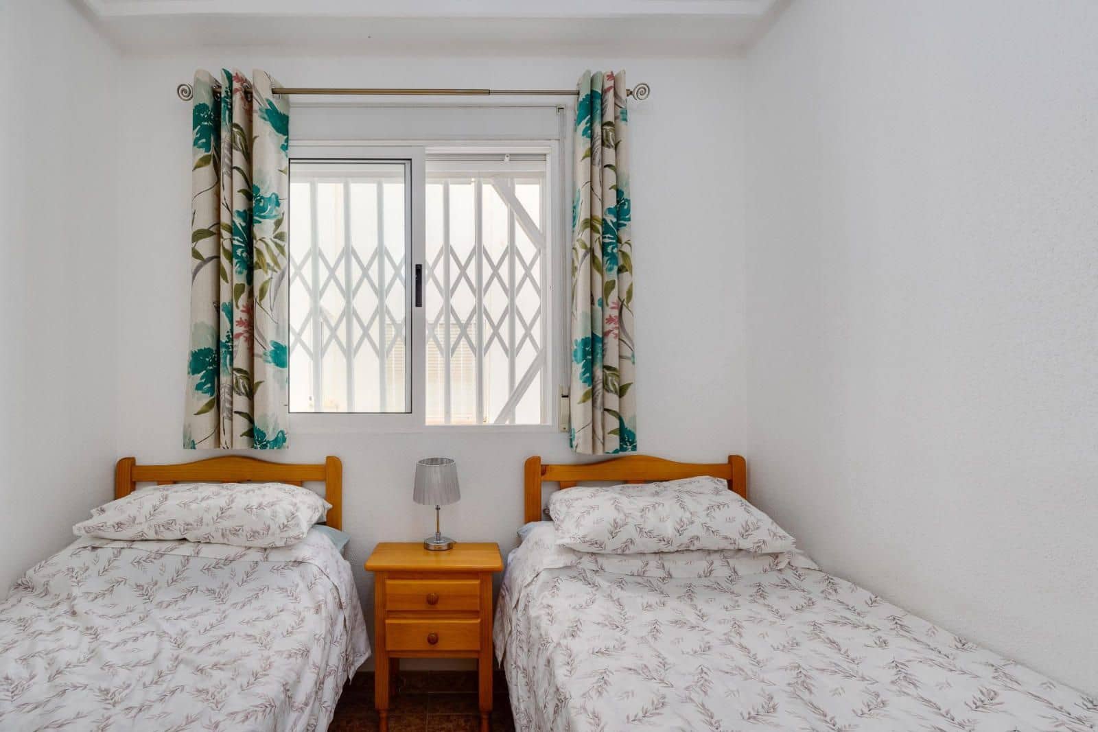 2 slaapkamer Appartement te koop in Torrevieja met zwembad - € 129.969 (Ref: 9944684)