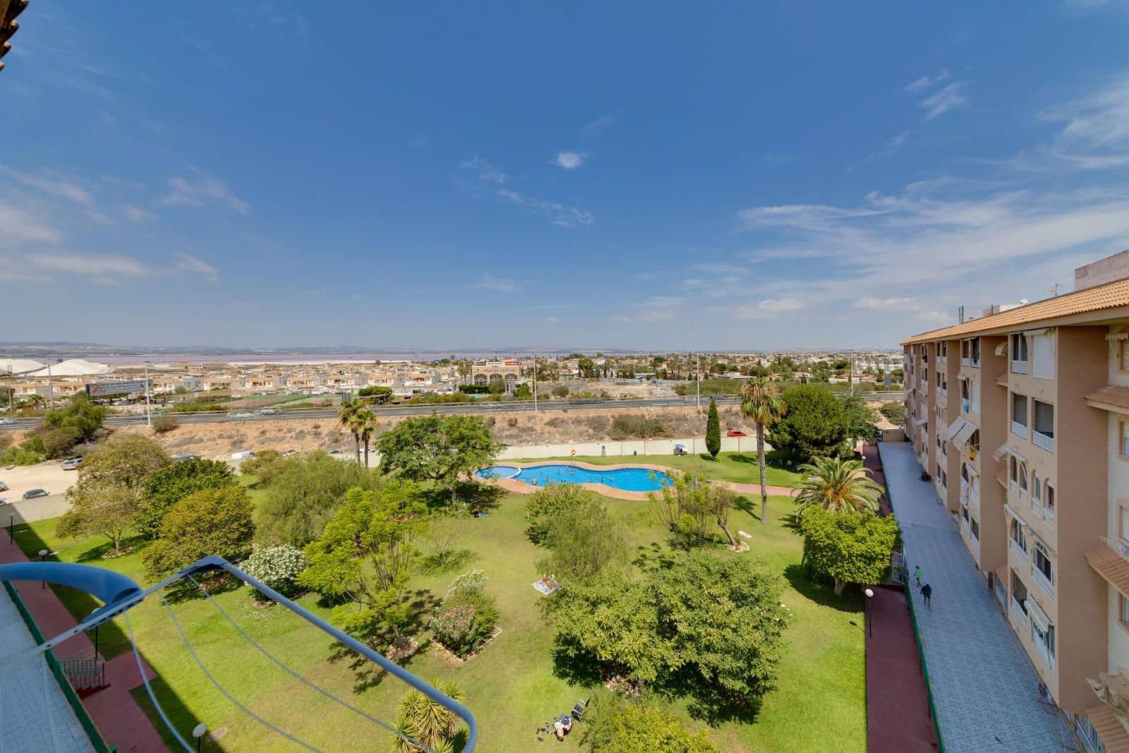 2 slaapkamer Appartement te koop in Torrevieja met zwembad - € 129.969 (Ref: 9944684)