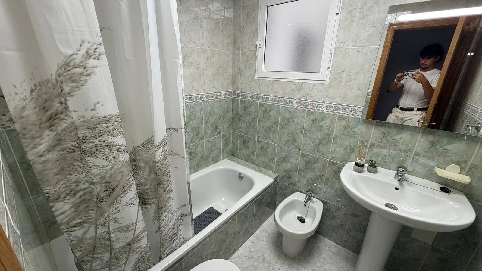 1 soverom Leilighet til salgs i Torrevieja med svømmebasseng - € 110 000 (Ref: 9944689)
