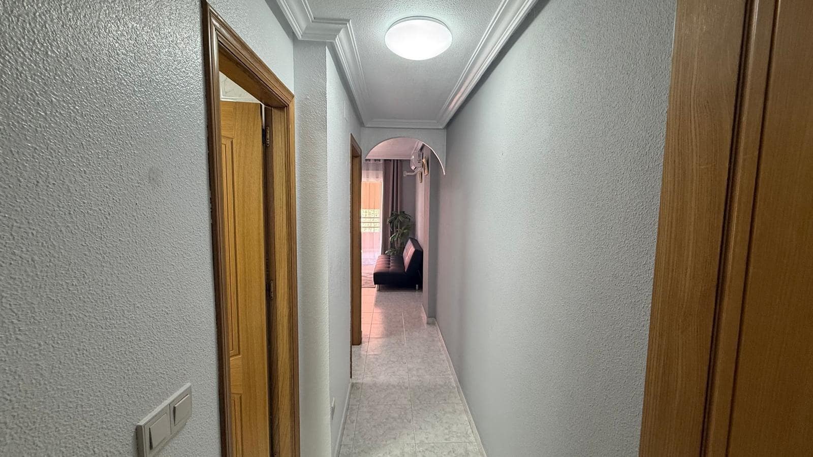 1 soverom Leilighet til salgs i Torrevieja med svømmebasseng - € 110 000 (Ref: 9944689)