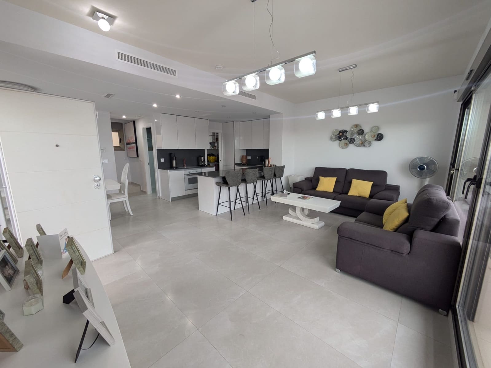 Villa for sale in Villamartin with pool garage - € 625,000 (Ref: 9953905)