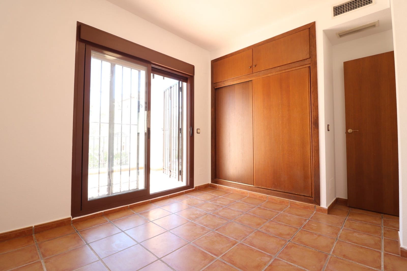 3 soverom Villa til salgs i Algorfa med svømmebasseng garasje - € 235 000 (Ref: 9955347)