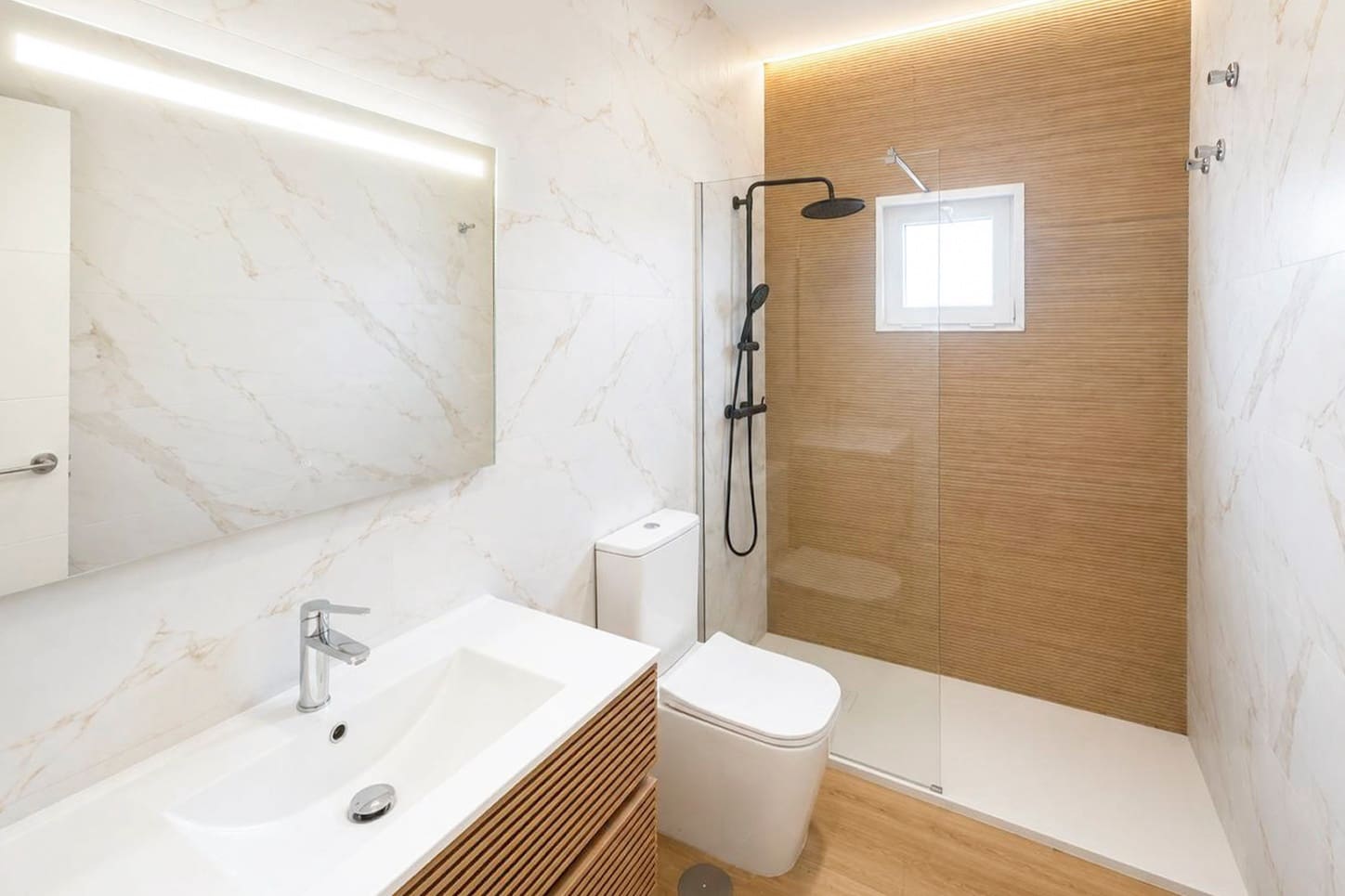 3 quarto Casa em Banda para venda em Orihuela Costa com piscina - 239 000 € (Ref: 9955351)