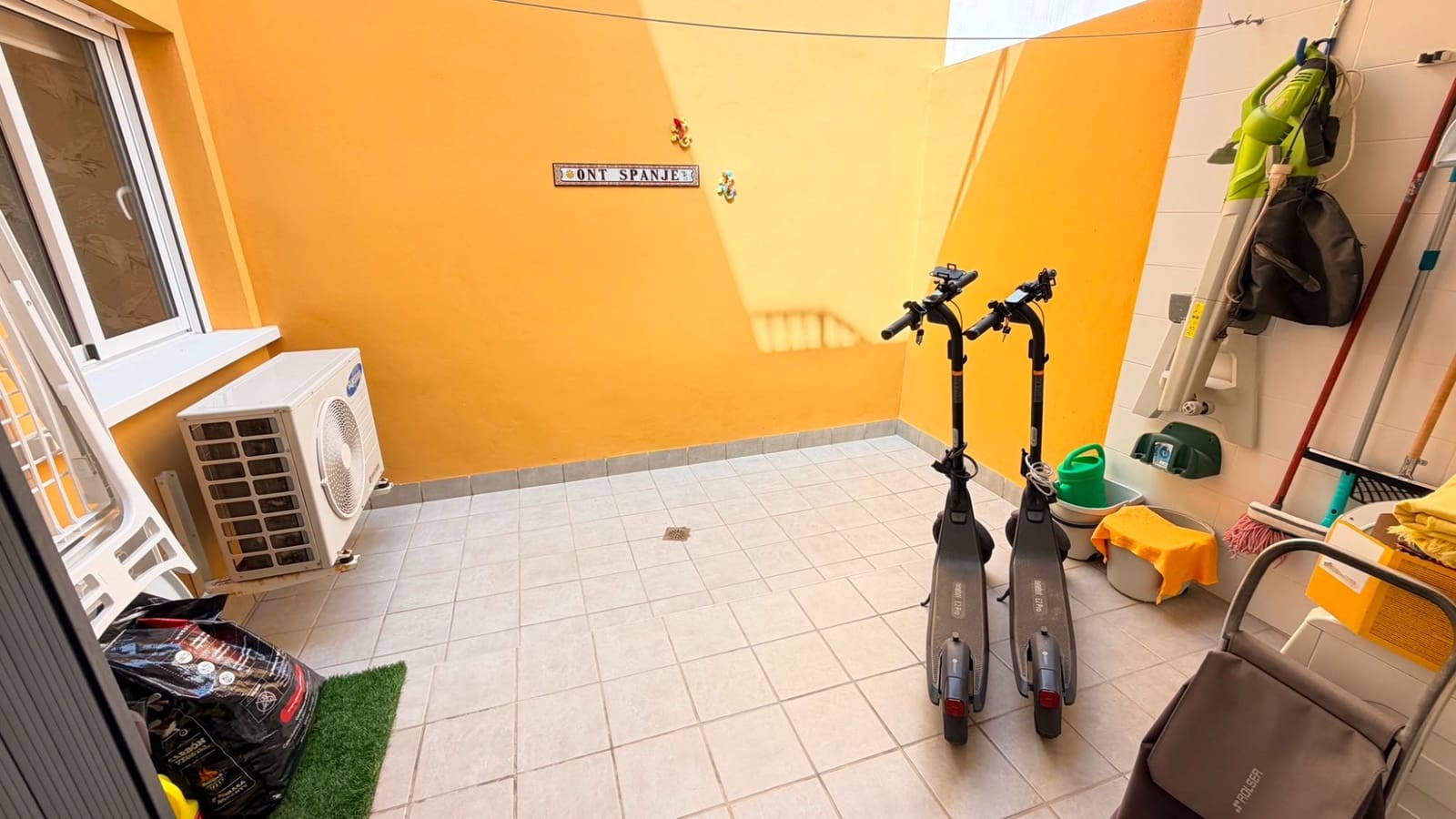 2 quarto Apartamento para venda em Torrevieja com piscina - 235 000 € (Ref: 9966822)