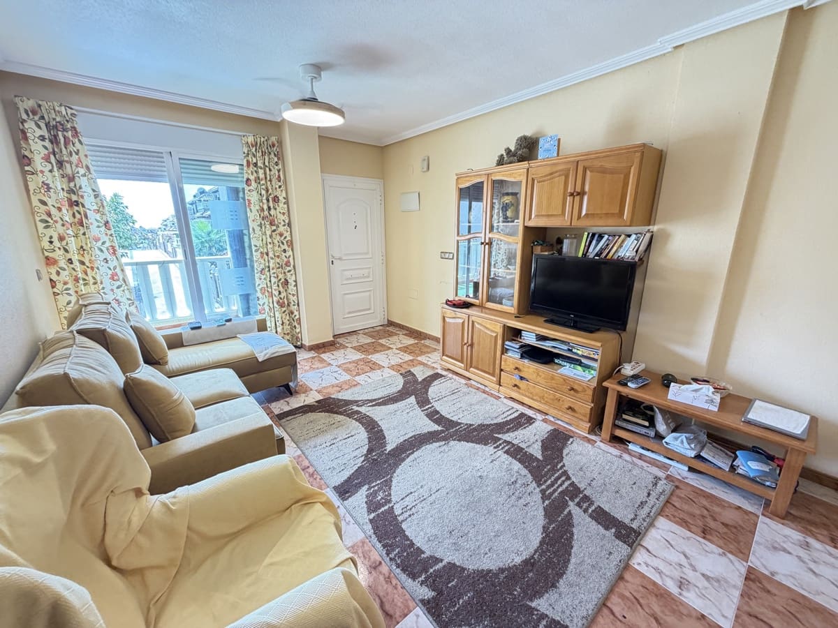 2 soverom Leilighet til salgs i Villamartin med svømmebasseng - € 159 995 (Ref: 9966831)