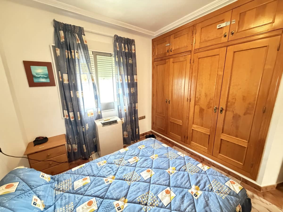 2 soverom Leilighet til salgs i Villamartin med svømmebasseng - € 159 995 (Ref: 9966831)