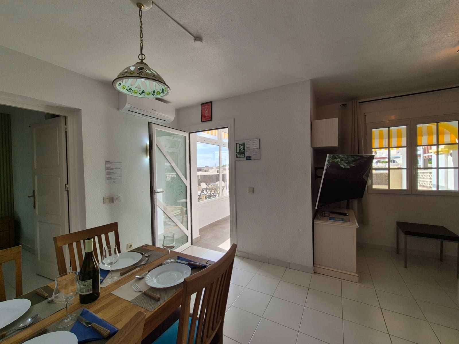 Bungalow de 1 habitación en San Miguel de Salinas en venta con piscina - 155.000 € (Ref: 9966889)