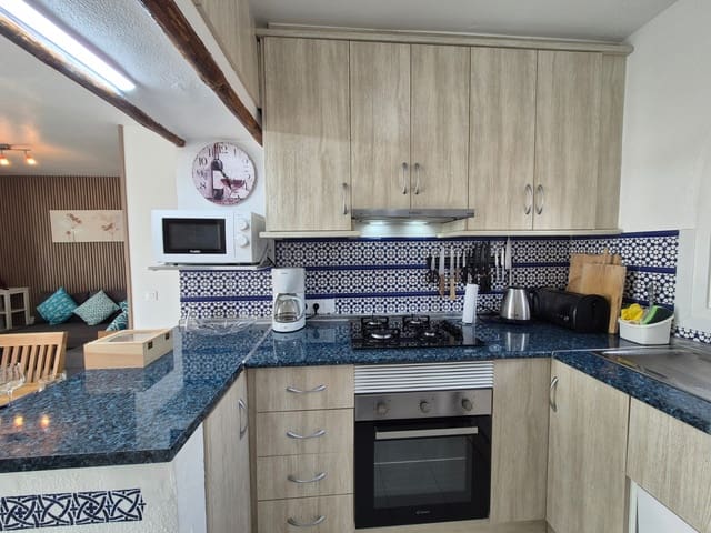 Bungalow de 1 habitación en San Miguel de Salinas en venta con piscina - 155.000 € (Ref: 9966889)