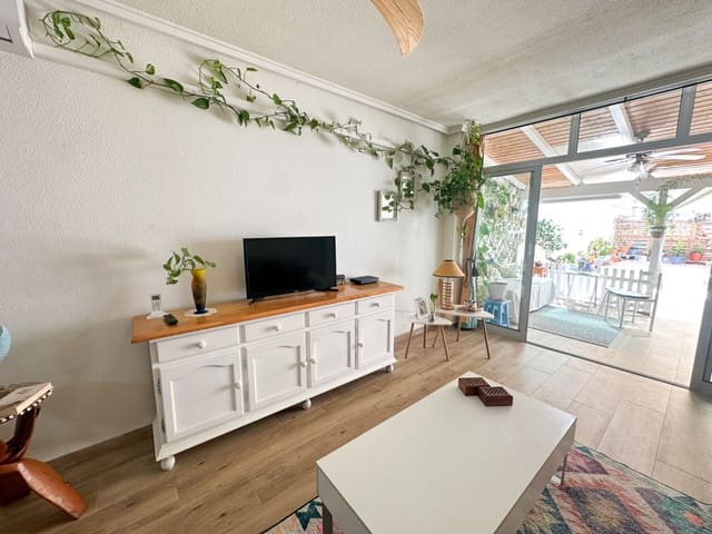 2 soveværelse Lejlighed til salg i Las Piscinas Naturales, Torrevieja - € 227.000 (Ref: 9966894)