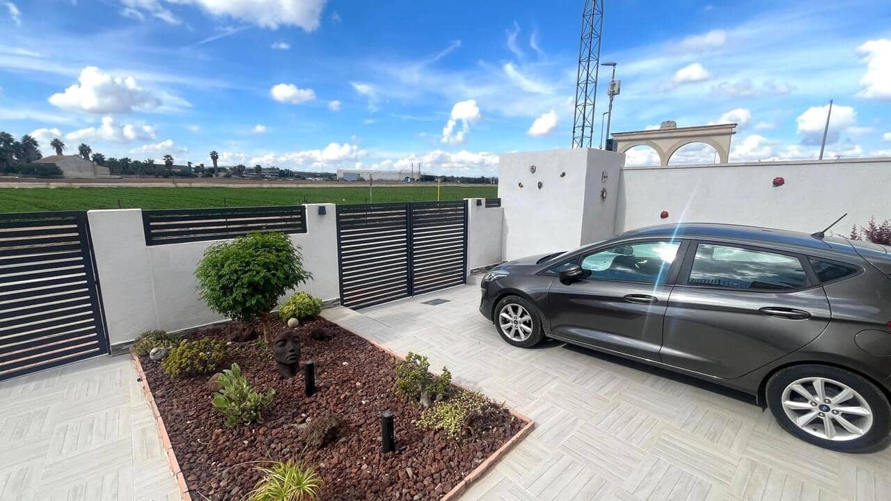 Chalet de 3 habitaciones en Algorfa en venta con piscina garaje - 312.995 € (Ref: 9968388)
