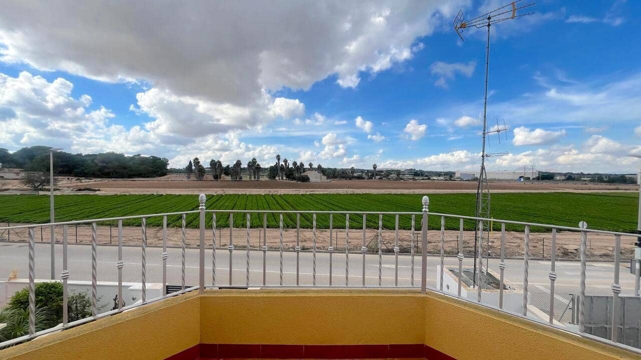 Chalet de 3 habitaciones en Algorfa en venta con piscina garaje - 312.995 € (Ref: 9968388)
