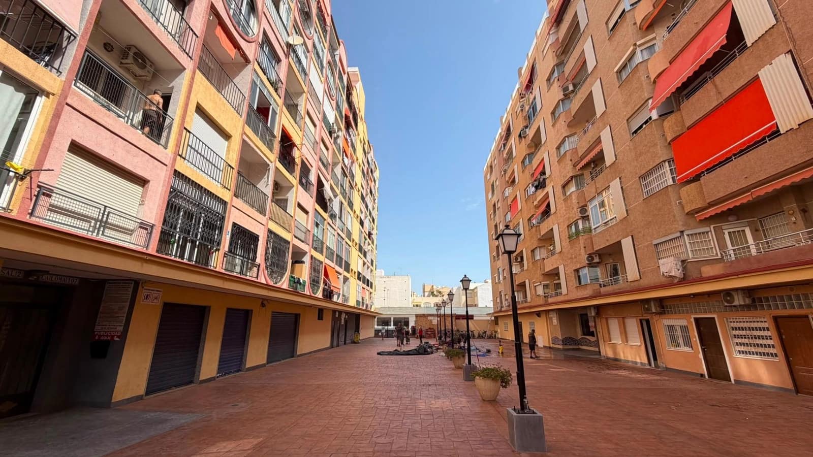 Apartamento de 1 habitación en Torrevieja en venta - 130.000 € (Ref: 9968397)