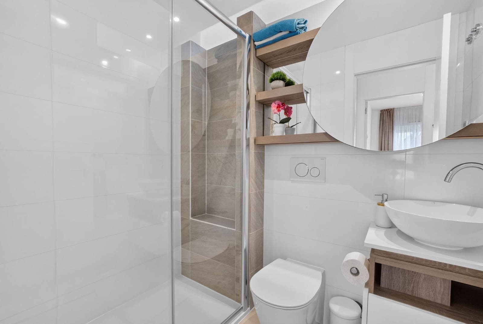 2 soverom Leilighet til salgs i Rojales med svømmebasseng garasje - € 329 900 (Ref: 9968400)