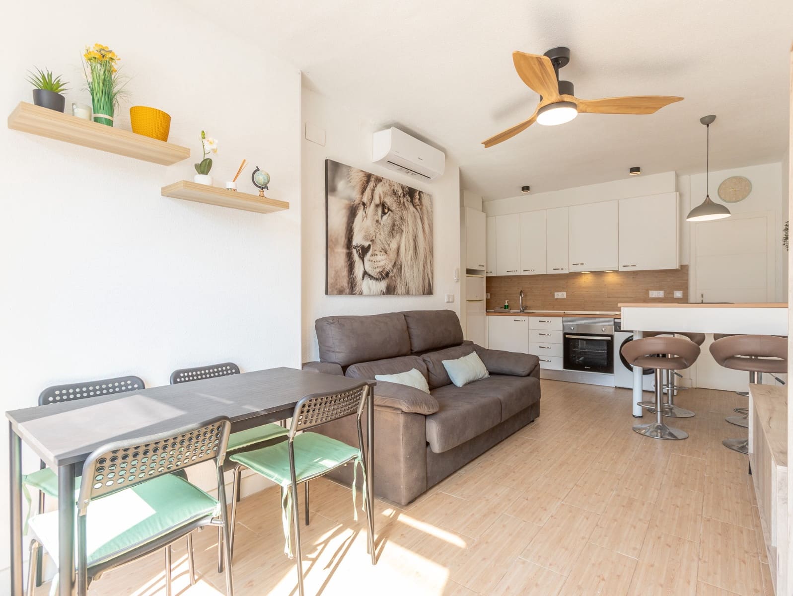 1 soverom Bungalow til salgs i Torrevieja med svømmebasseng - € 122 000 (Ref: 9971729)