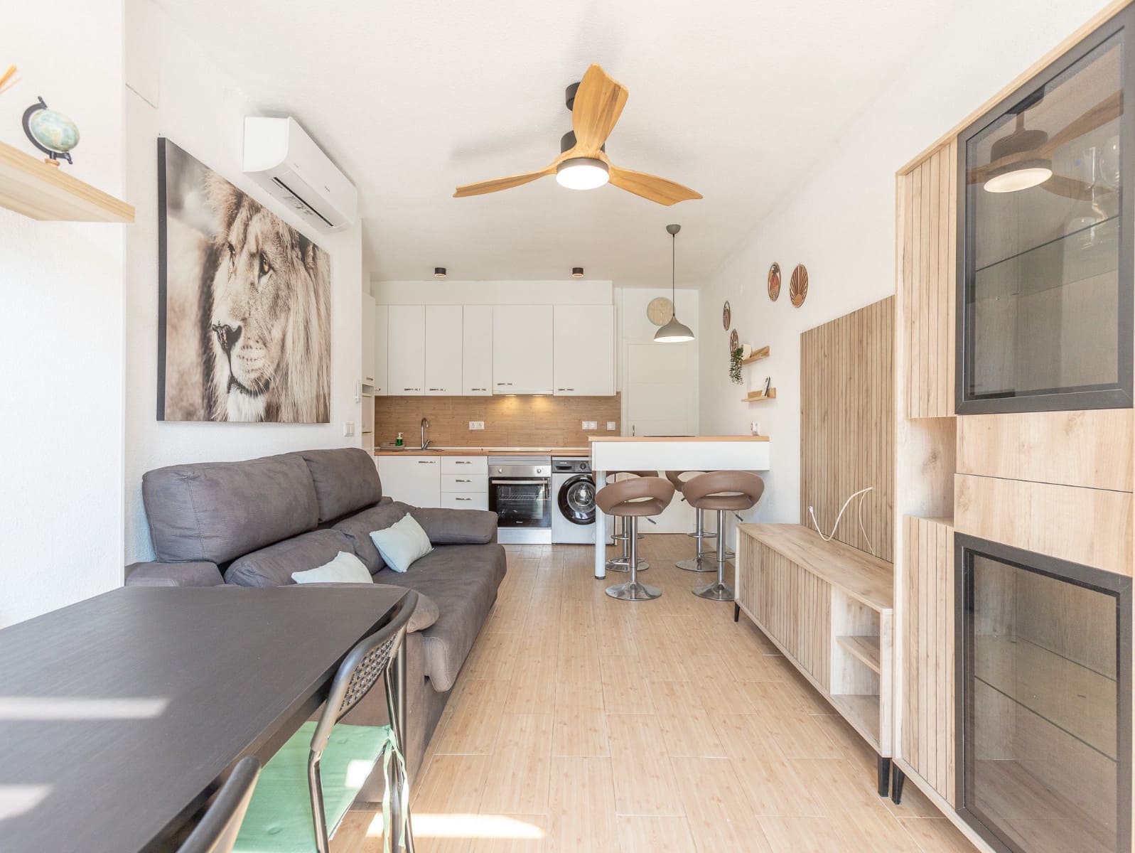1 soverom Bungalow til salgs i Torrevieja med svømmebasseng - € 122 000 (Ref: 9971729)
