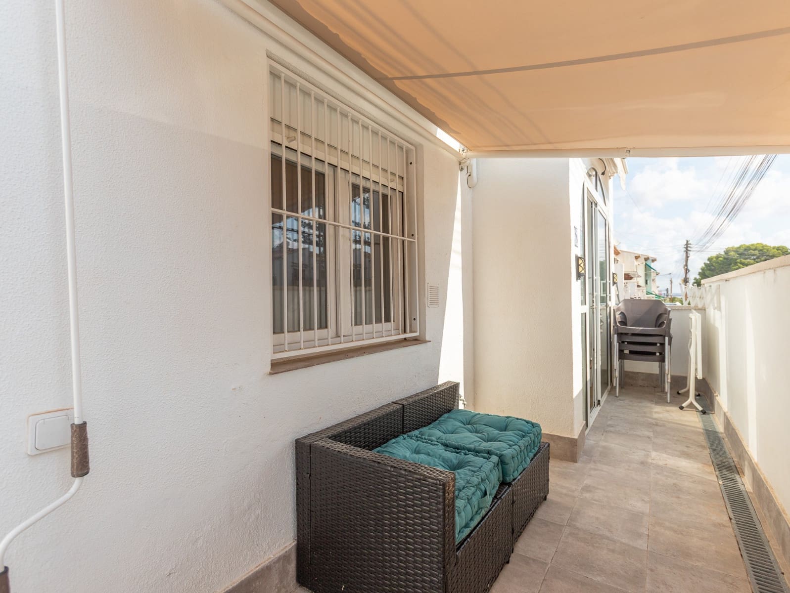 1 soverom Bungalow til salgs i Torrevieja med svømmebasseng - € 122 000 (Ref: 9971729)