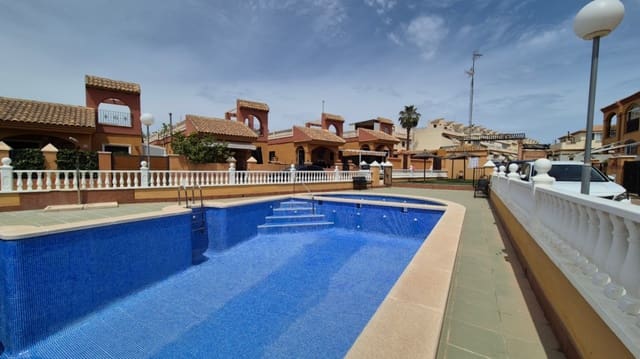 2 soverom Villa til salgs i Aguas Nuevas, Torrevieja med svømmebasseng garasje - € 322 400 (Ref: 9971731)
