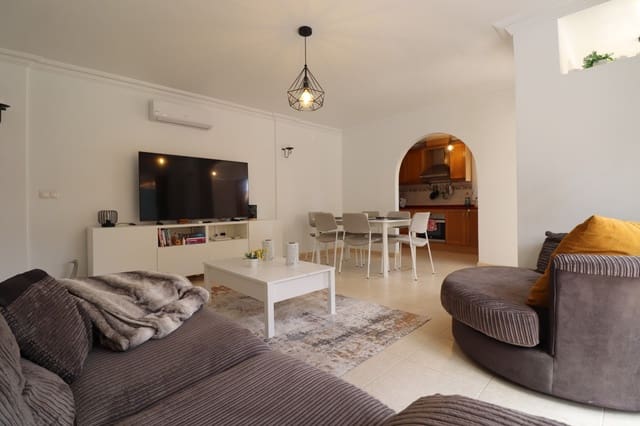 3 soverom Villa til salgs i Los Montesinos med svømmebasseng garasje - € 299 950 (Ref: 9971737)
