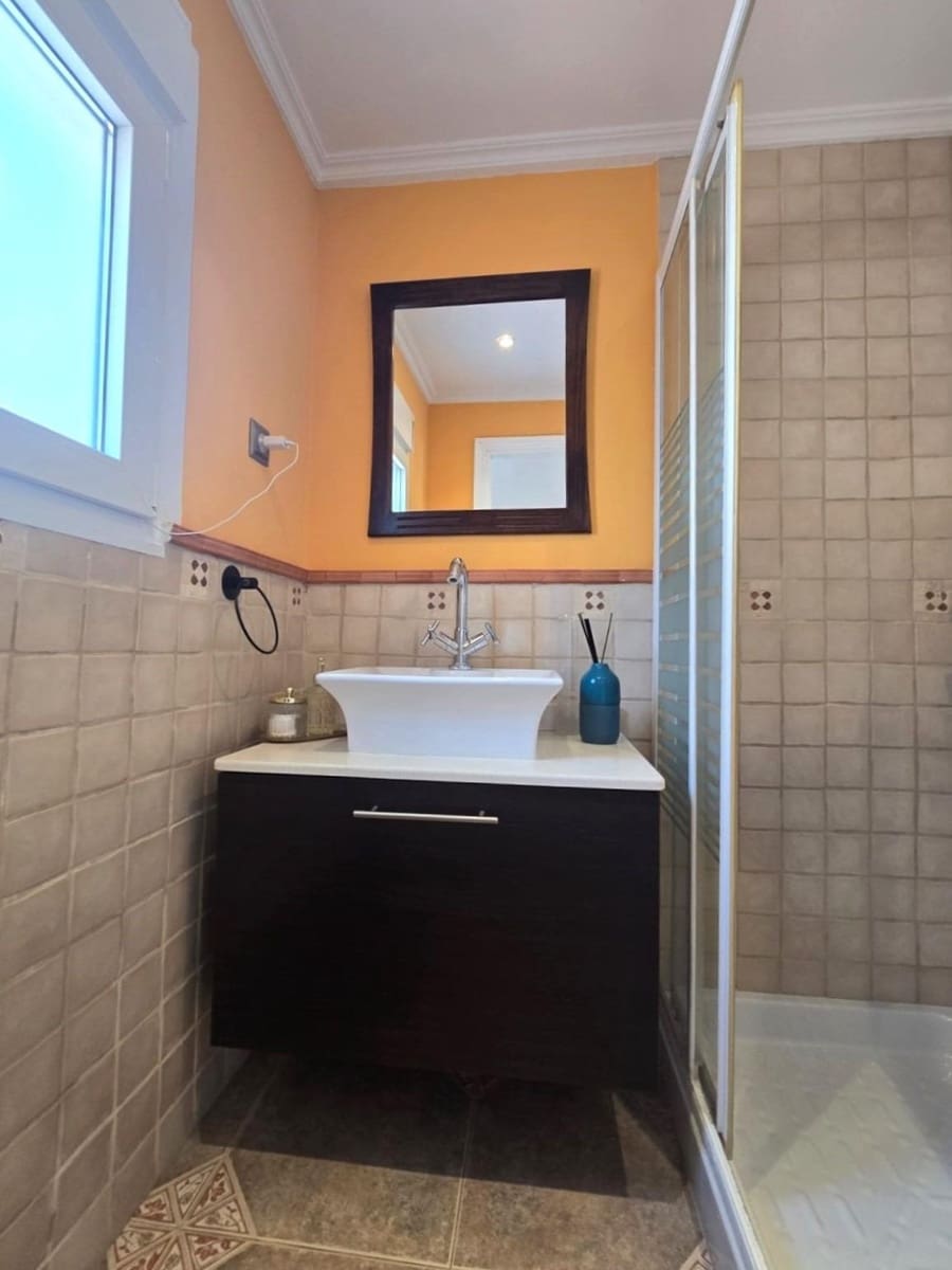 3 soverom Hus til salgs i Torrevieja med svømmebasseng - € 272 000 (Ref: 9979188)