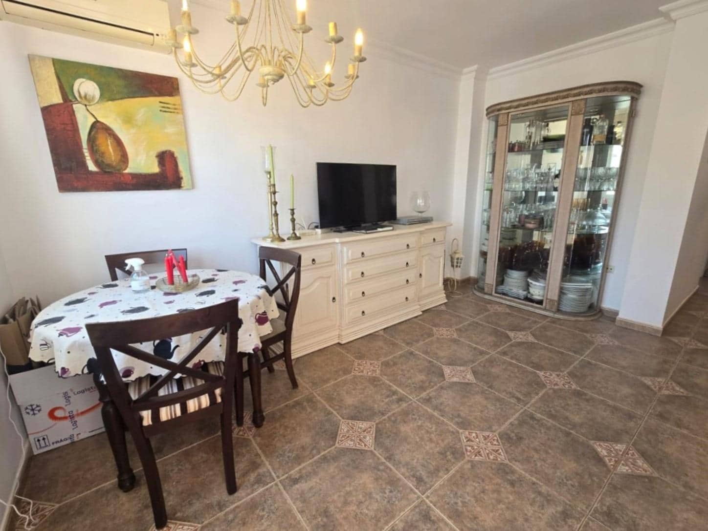 3 soverom Hus til salgs i Torrevieja med svømmebasseng - € 272 000 (Ref: 9979188)