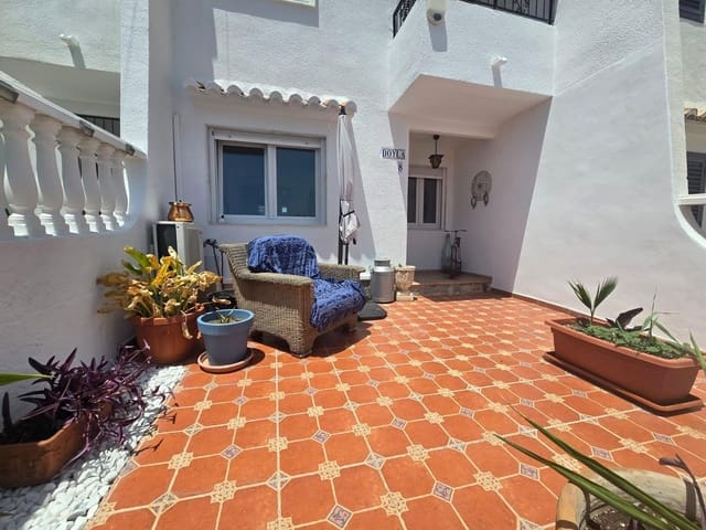 3 soverom Hus til salgs i Los Balcones - Los Altos, Torrevieja med svømmebasseng - € 272 000 (Ref: 9979188)