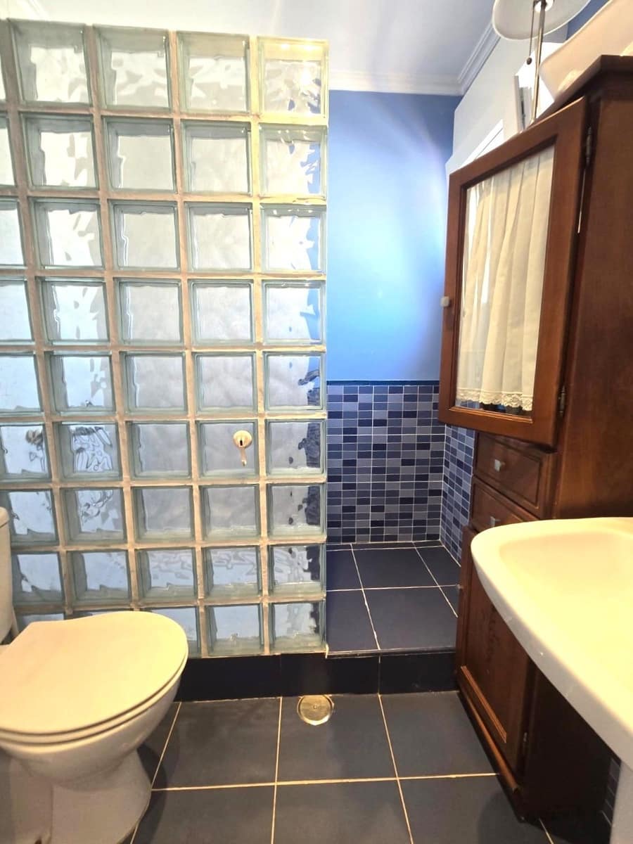3 soverom Hus til salgs i Torrevieja med svømmebasseng - € 272 000 (Ref: 9979188)