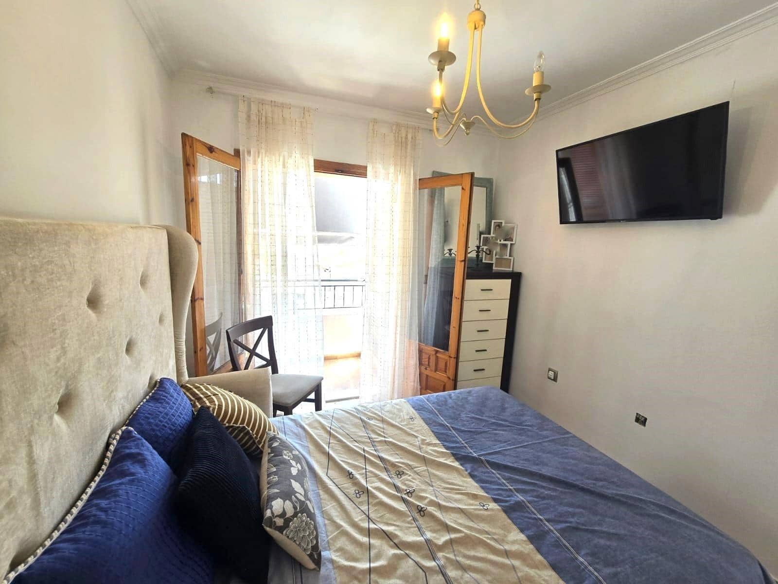 3 soverom Hus til salgs i Torrevieja med svømmebasseng - € 272 000 (Ref: 9979188)