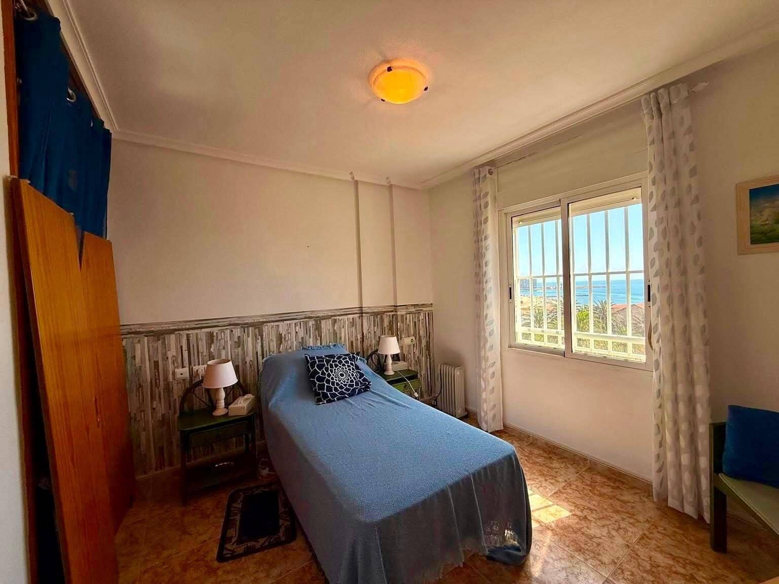 2 soverom Leilighet til salgs i Torrevieja - € 179 900 (Ref: 9979195)