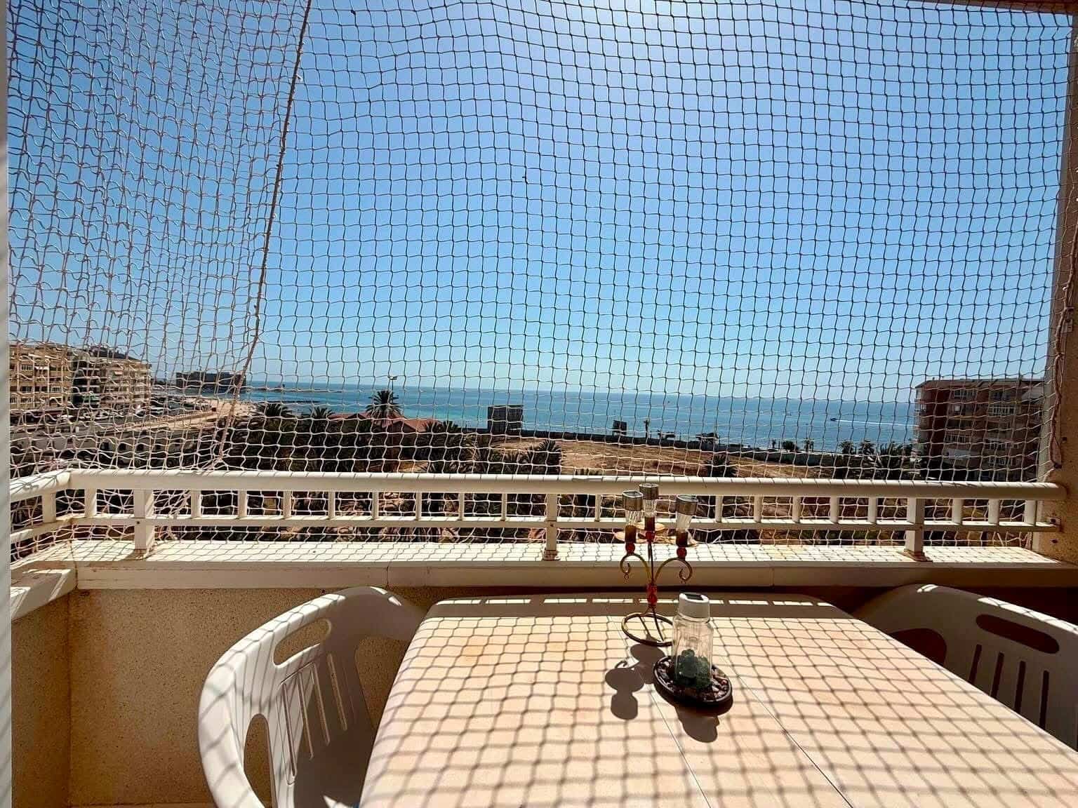 2 soverom Leilighet til salgs i Torrevieja - € 179 900 (Ref: 9979195)