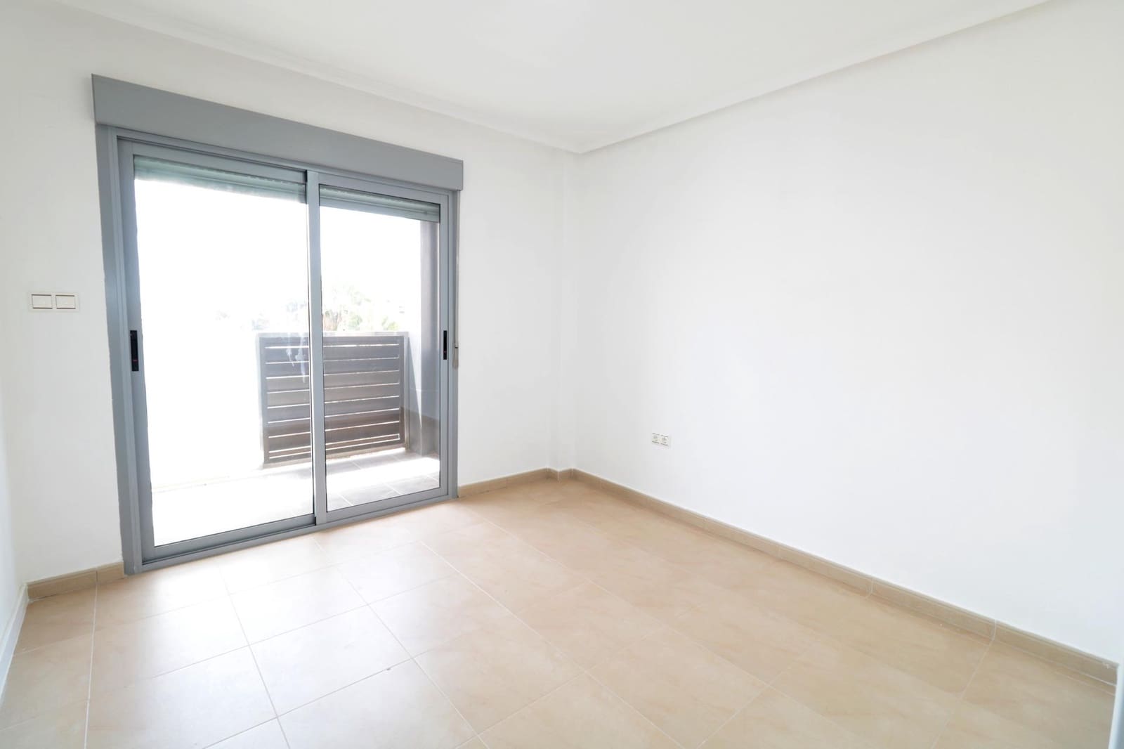 4 soveværelse Lejlighed til salg i Torrevieja - € 169.000 (Ref: 9979198)