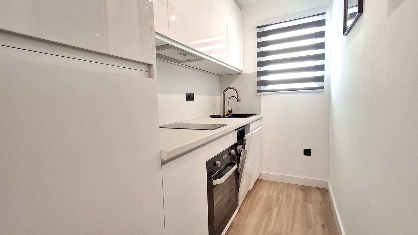 1 soverom Leilighet til salgs i Torrevieja - € 167 000 (Ref: 9979201)