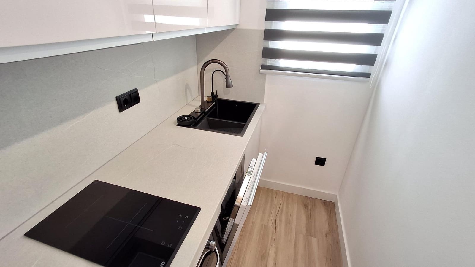 1 soverom Leilighet til salgs i Torrevieja - € 167 000 (Ref: 9979201)
