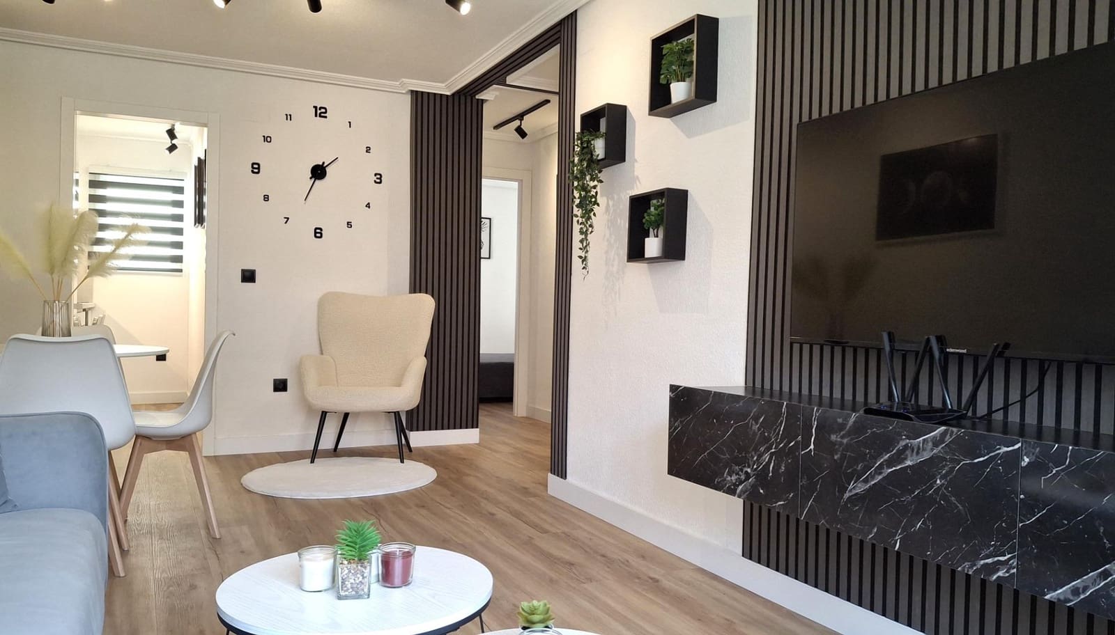 1 soverom Leilighet til salgs i Torrevieja - € 167 000 (Ref: 9979201)