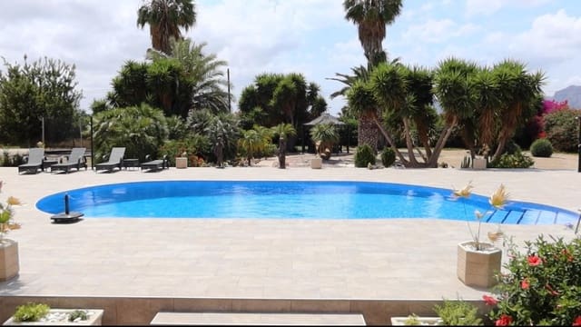4 soverom Finca/Herregård til salgs i Montepinar - La Aparecida - Raiguero, Orihuela med svømmebasseng garasje - € 750 000 (Ref: 9985222)
