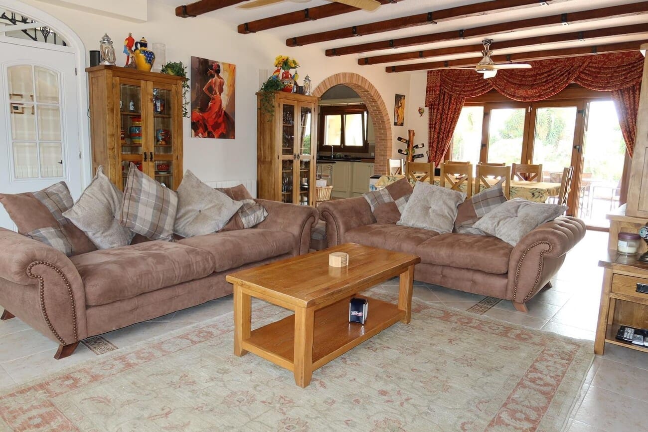 4 slaapkamer Finca/Landhuis te koop in Orihuela met zwembad garage - € 750.000 (Ref: 9985222)