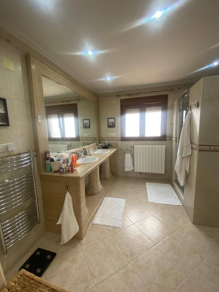 4 slaapkamer Finca/Landhuis te koop in Orihuela met zwembad garage - € 750.000 (Ref: 9985222)