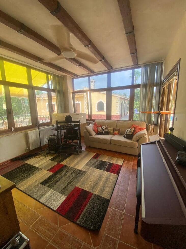 4 slaapkamer Finca/Landhuis te koop in Orihuela met zwembad garage - € 750.000 (Ref: 9985222)