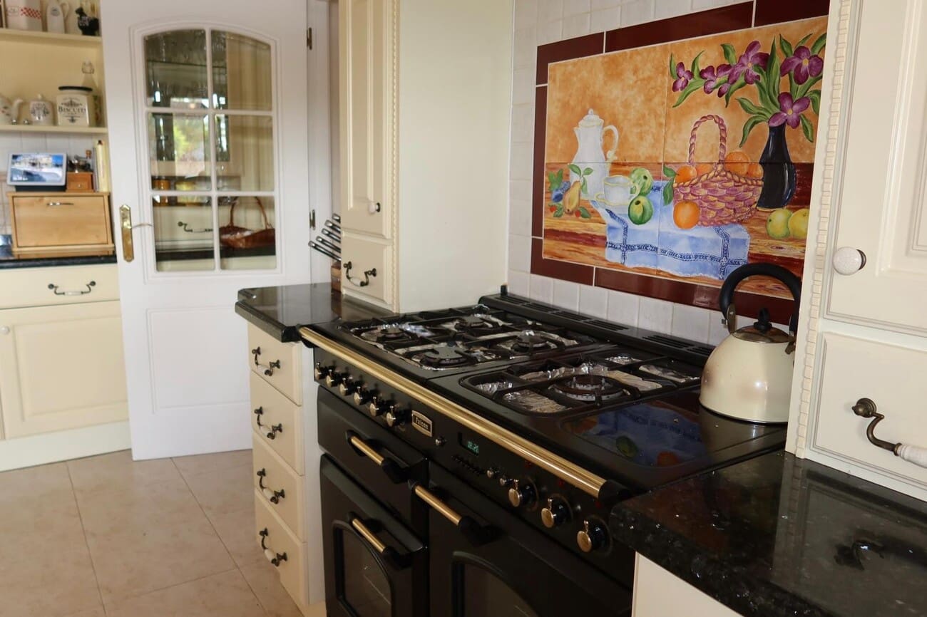 4 slaapkamer Finca/Landhuis te koop in Orihuela met zwembad garage - € 750.000 (Ref: 9985222)
