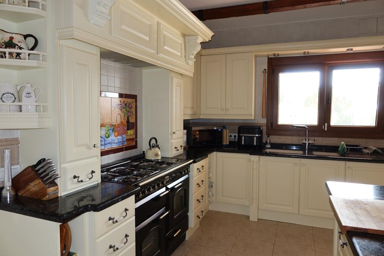 4 slaapkamer Finca/Landhuis te koop in Orihuela met zwembad garage - € 750.000 (Ref: 9985222)