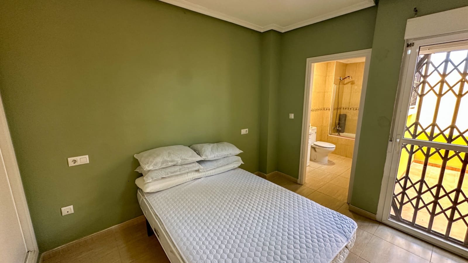 2 Zimmer Bungalow zu verkaufen in Daya Nueva mit Pool Garage - 119.000 € (Ref: 9987075)