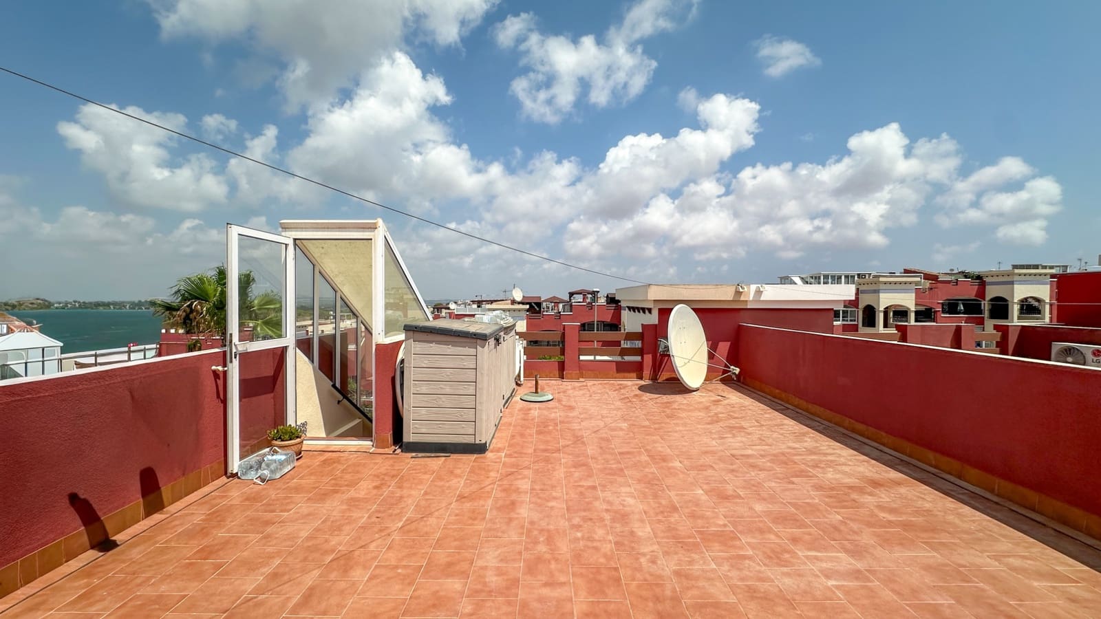 2 sypialnia Bungalow na sprzedaż w Orihuela Costa z basenem - 164 900 € (Ref: 9987076)