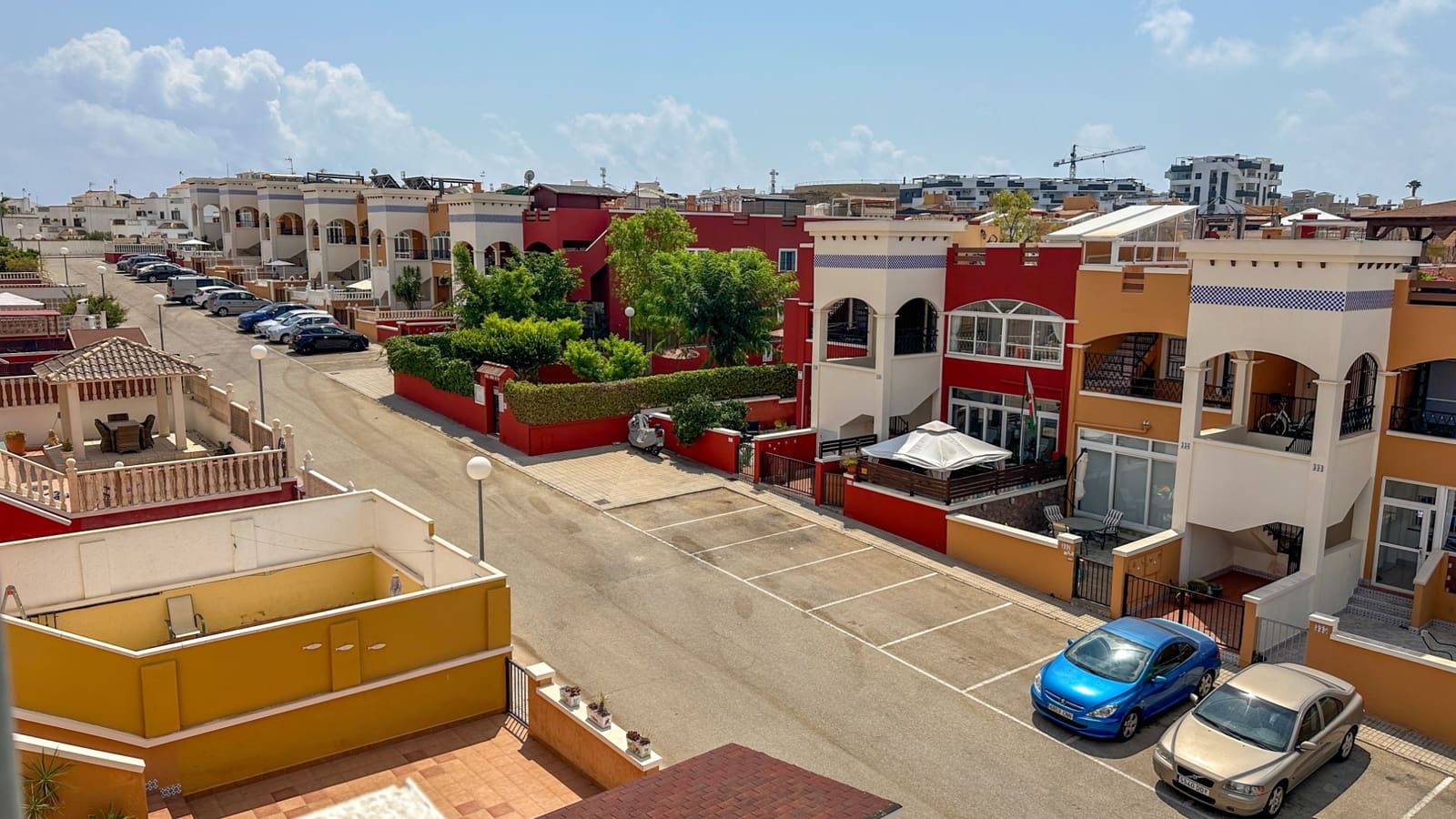 2 sypialnia Bungalow na sprzedaż w Orihuela Costa z basenem - 164 900 € (Ref: 9987076)