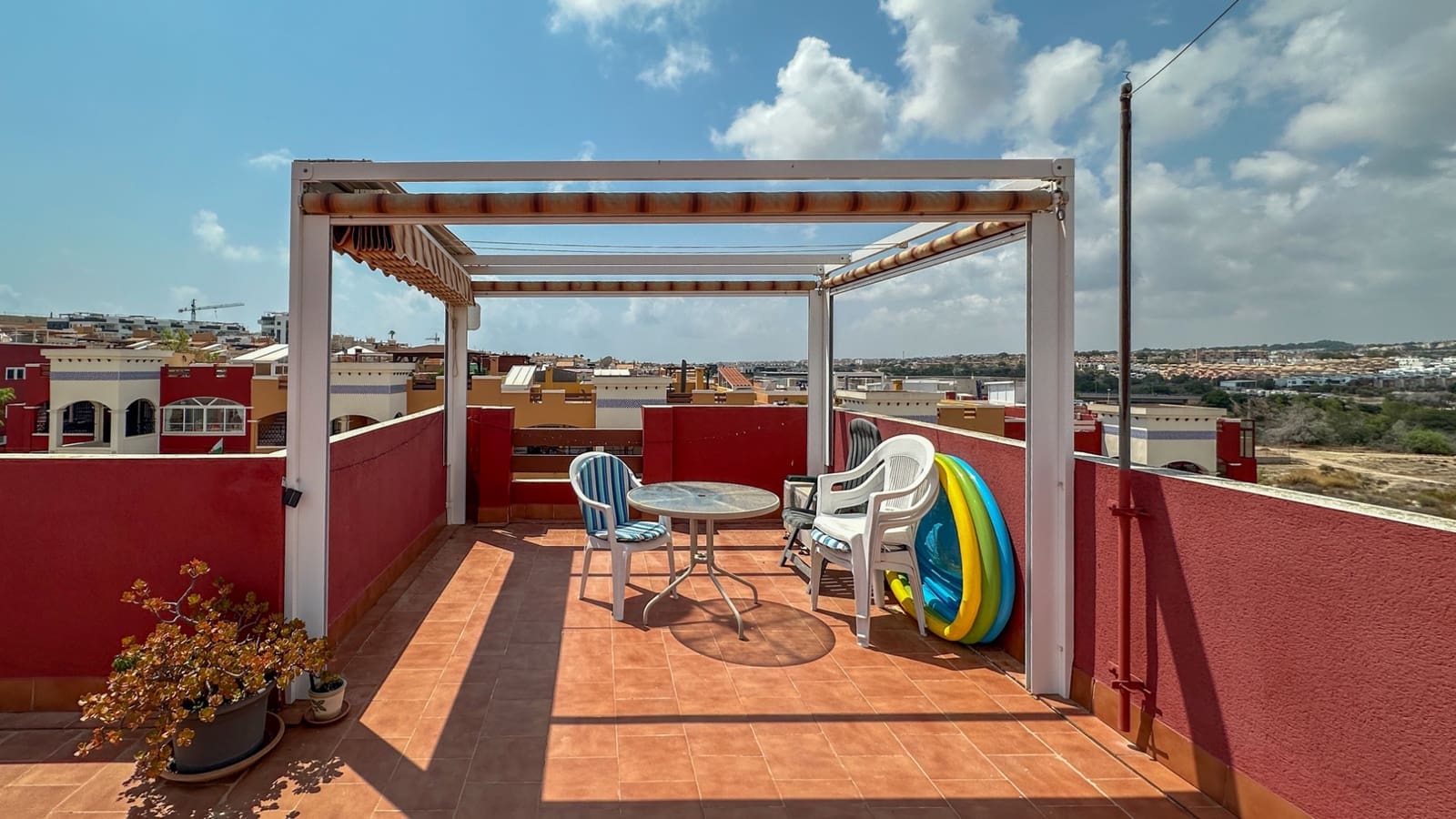 2 sypialnia Bungalow na sprzedaż w Orihuela Costa z basenem - 164 900 € (Ref: 9987076)